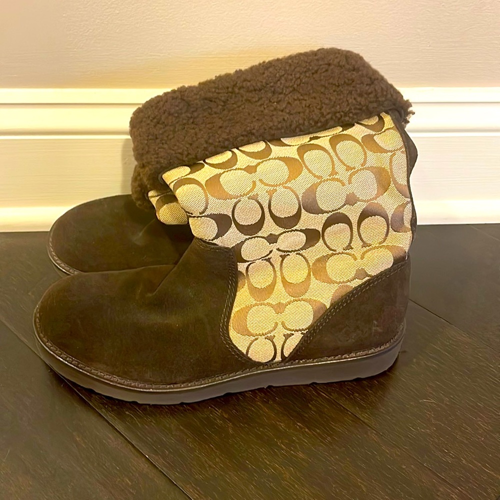Coach boots